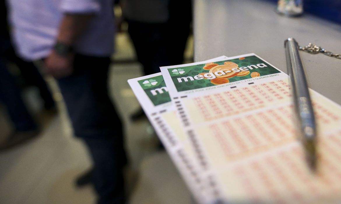 Mega-Sena acumula e próximo concurso deve pagar R$ 33 milhões