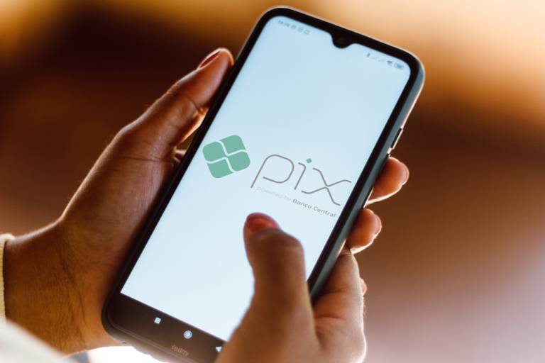 Pix caiu? Correntistas relatam instabilidade no Pix em diversos bancos