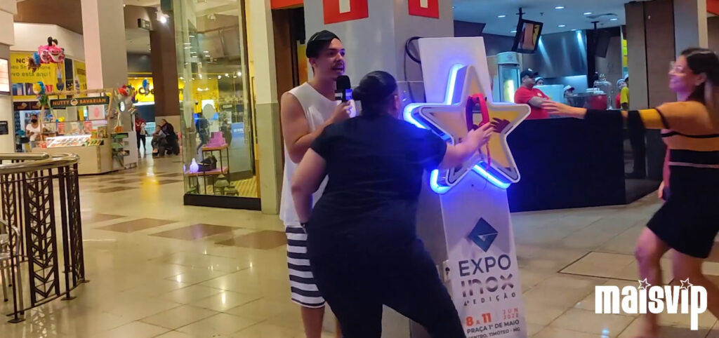 'Big Fone' ExpoInox toca no Shopping