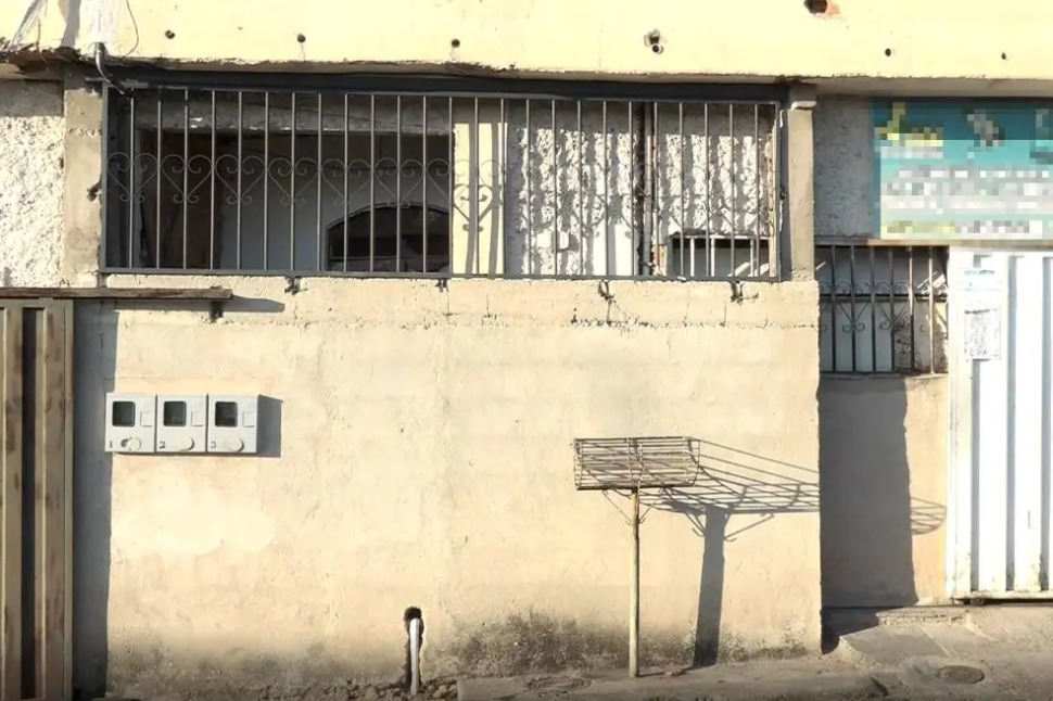 Mãe esfaqueia criança de 10 anos durante crise de fúria por falta de medicamento