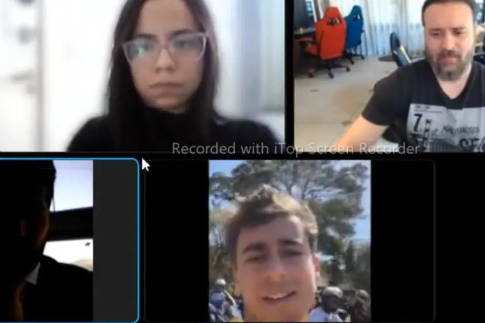 Nikolas Ferreira participa de audiência judicial em cima de moto e sem capacete