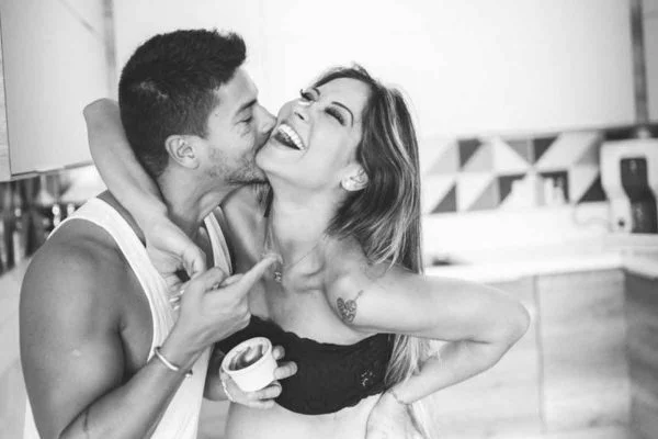 Maíra Cardi anuncia fim do casamento com Arthur Aguiar