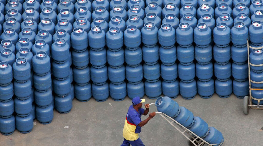 Petrobras reduz preço do gás de cozinha pago pelas distribuidoras