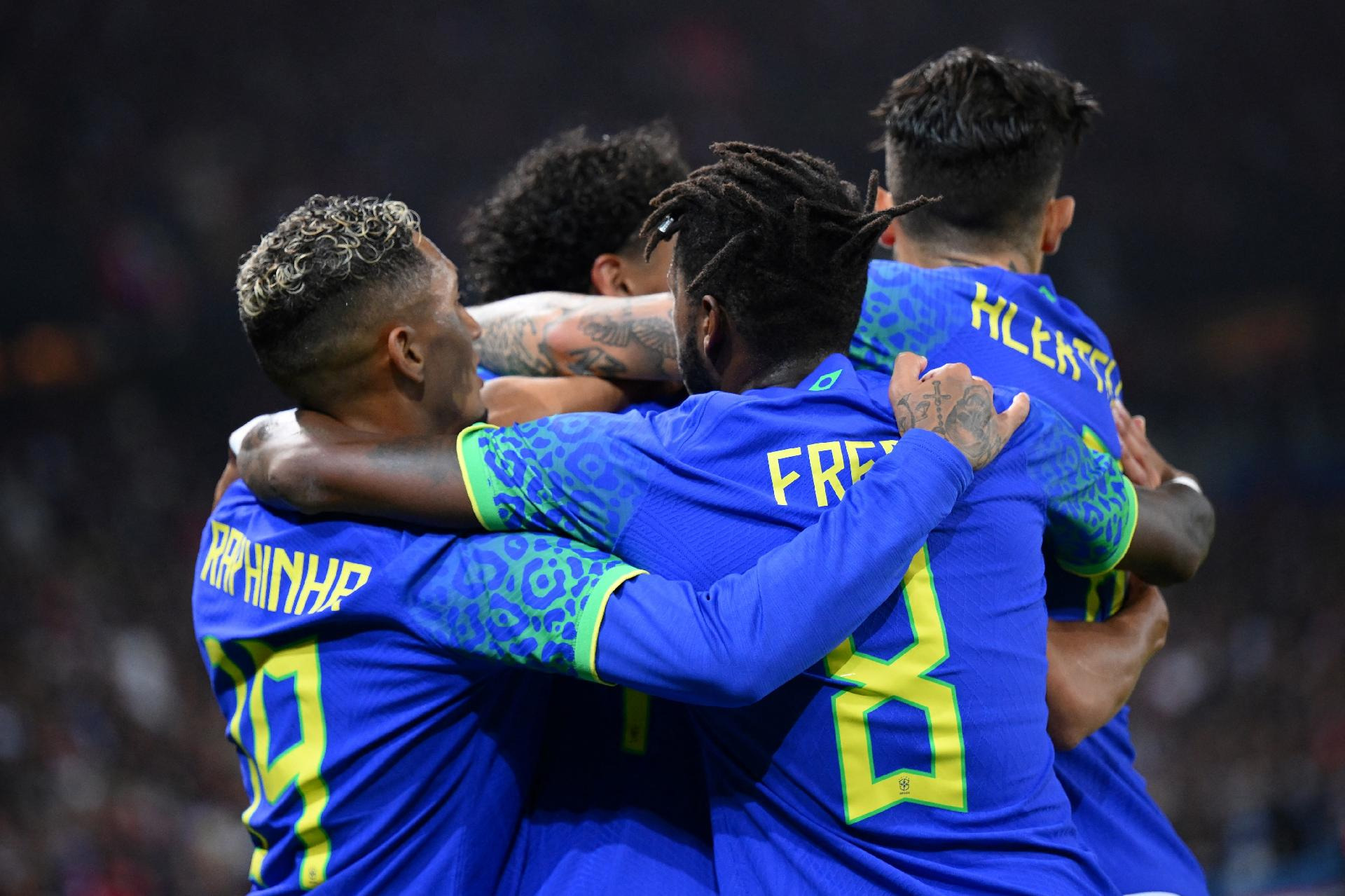 Brasil x Sérvia: escalação das equipes, onde assistir, horário e arbitragem