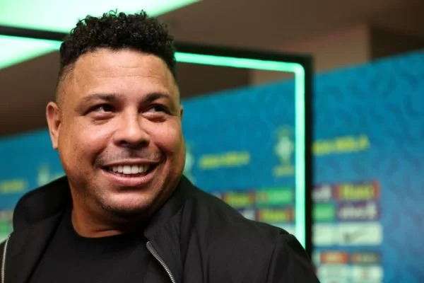 No Catar, Ronaldo Fenômeno testa positivo para Covid