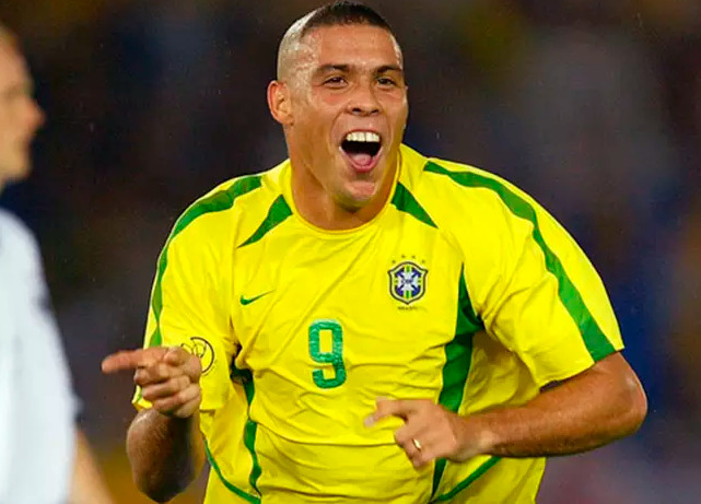 ronaldo malandragem derrota. Ronaldo vê falta de "malandragem" da seleção, e diz que derrota foi injusta