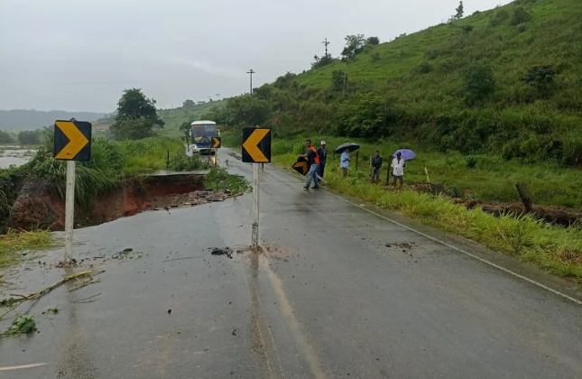 Chuva em MG: 34 cidades da região dos vales estão em situação de emergência