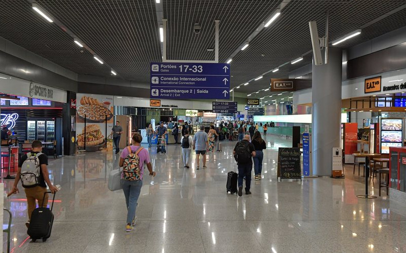 Terceiro dia de greve dos aeronautas provoca atrasos e cancelamento em Confins