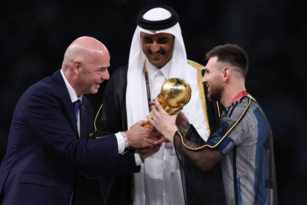 Presidente da FIFA quer realizar Copa do Mundo a cada três anos, diz site