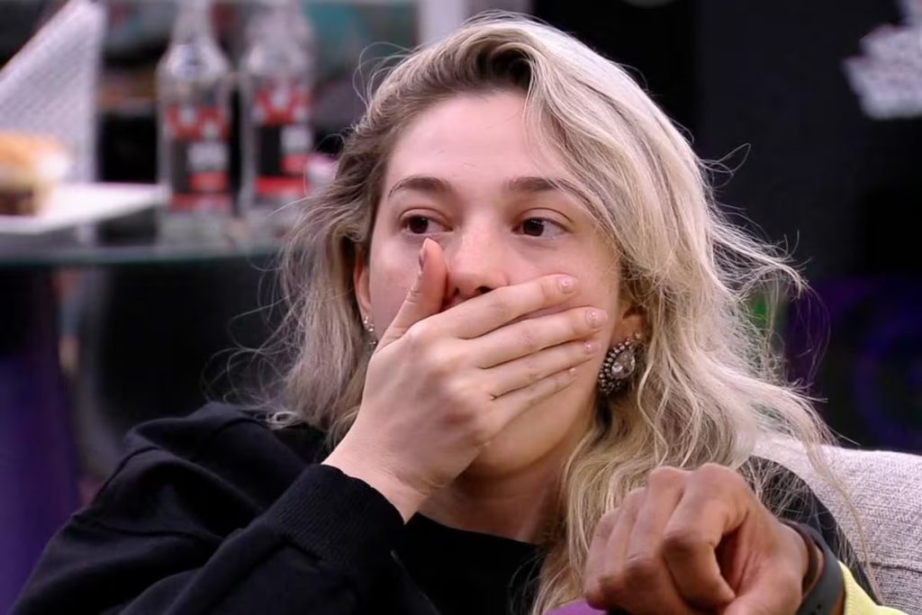 BBB 23: Marília fica chocada ao ouvir Cezar detonar aliada