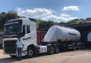 Vale do aço: maior empresa de transporte com Carreta Basculante expande operação