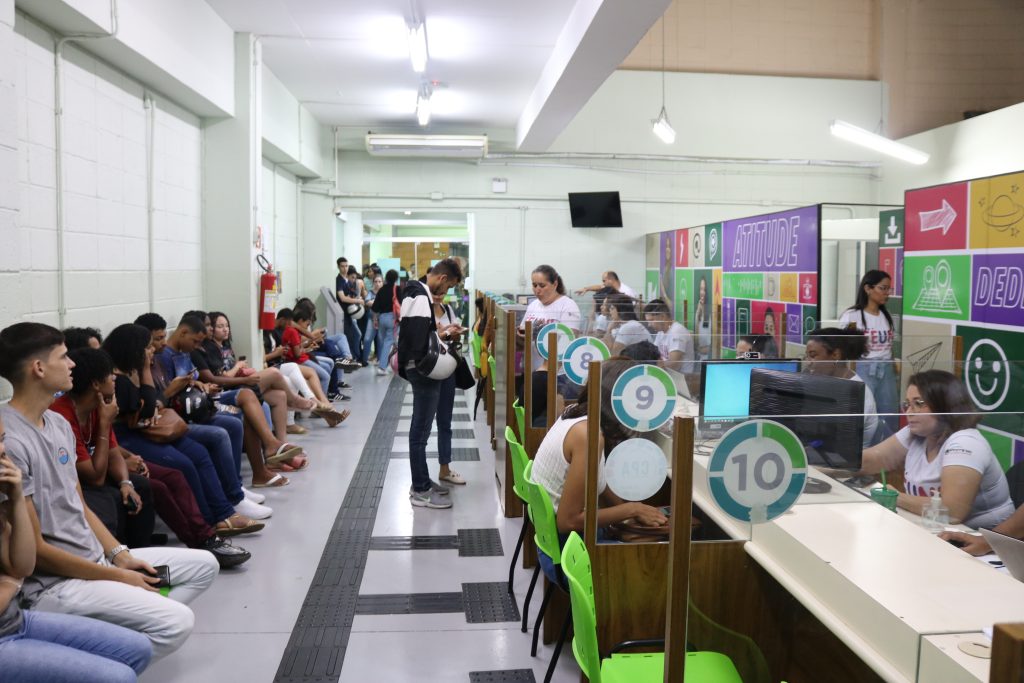 Segunda edição da Feuni oferece mais de 600 vagas de emprego em Ipatinga