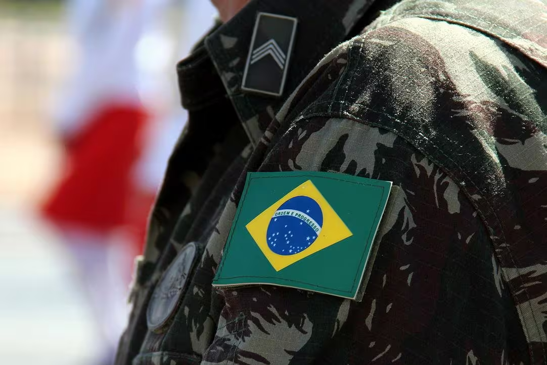 Concurso do Exército oferece vagas com salários de até R$ 8,2 mil; confira