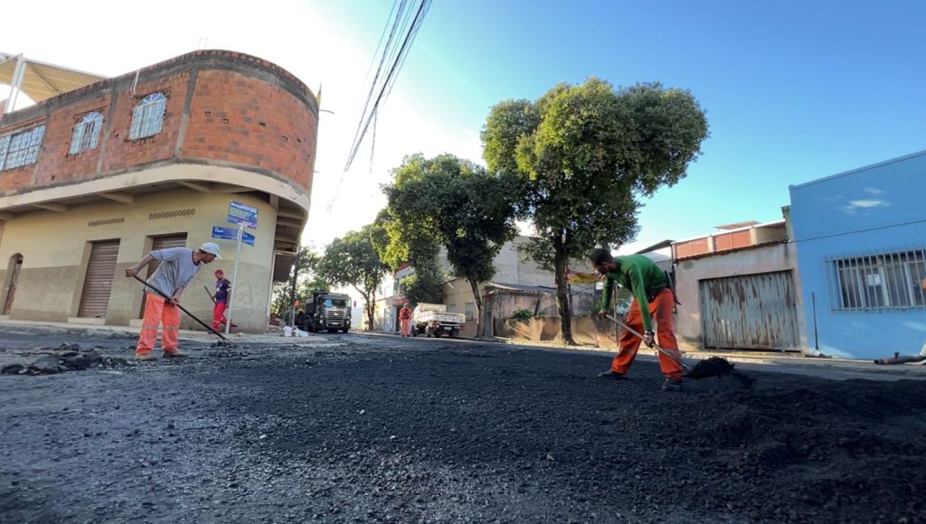 Prefeitura de Ipatinga finaliza no Centro novas obras de pavimentação