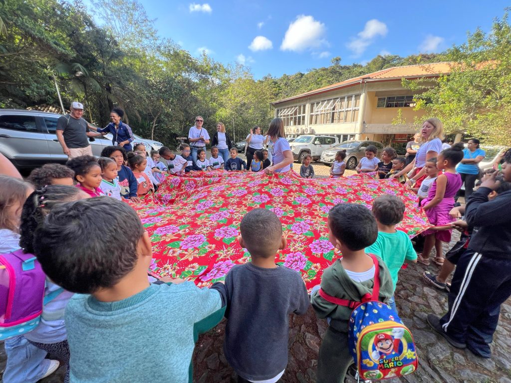 Semana Mundial do Brincar começa em Itabira com várias atividades para crianças da Rede Municipal