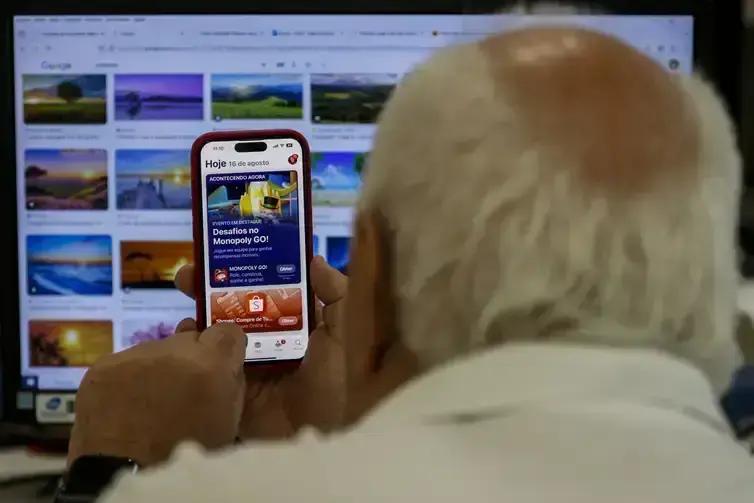 85% dos lares urbanos têm internet: uma revolução em 20 anos