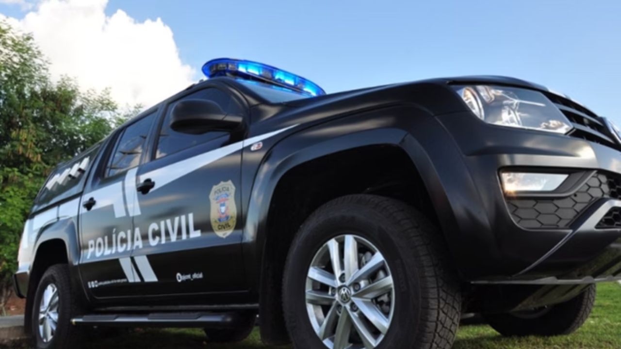 Empresário é preso em cima de telhado após agredir esposa por ciúmes de funcionário
