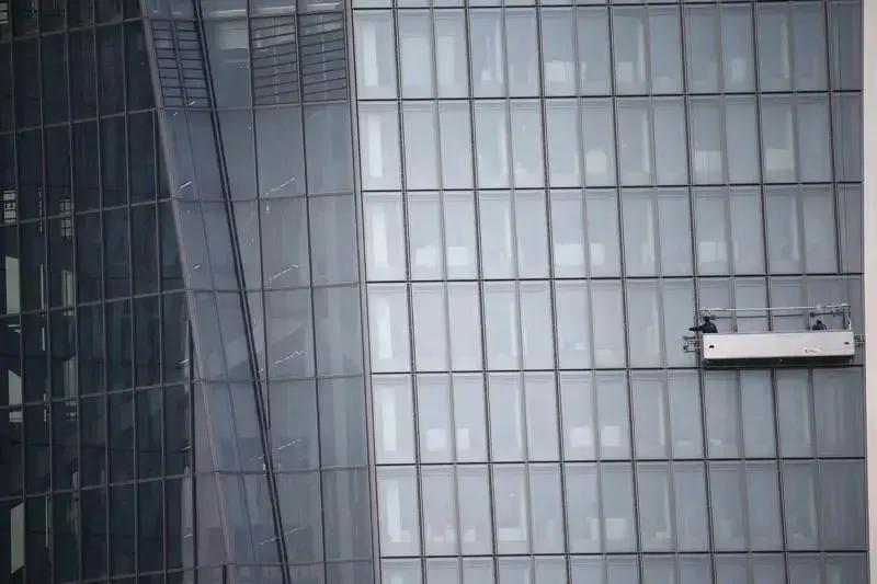 BCE convida chefe da Comissão da UE para melhorar diálogo