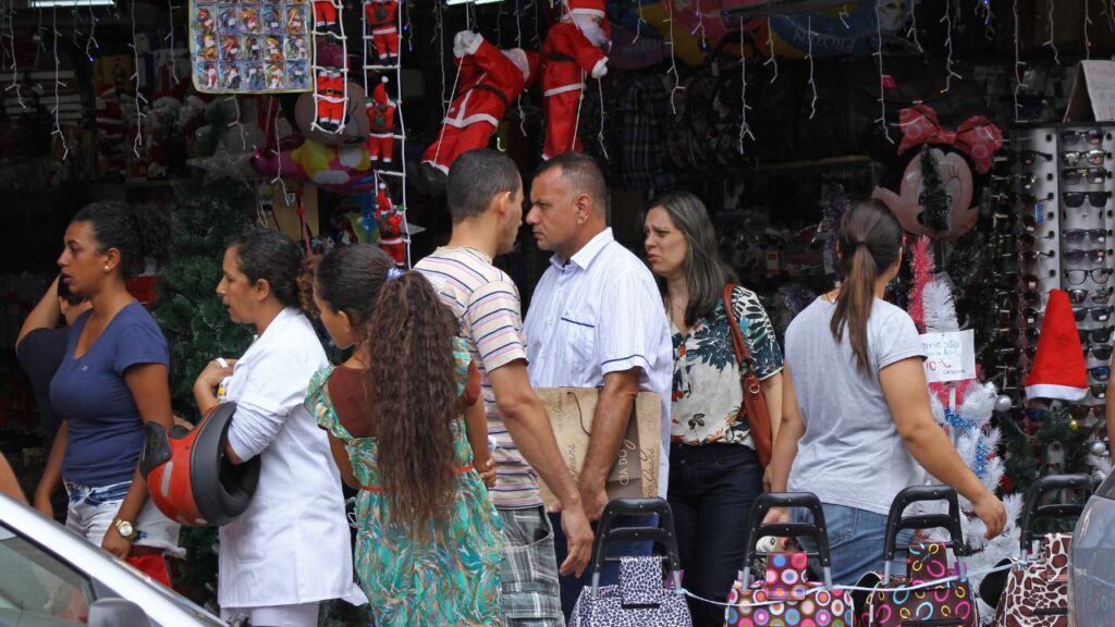 Comerciários de Ipatinga terão reajuste salarial de 5,5%