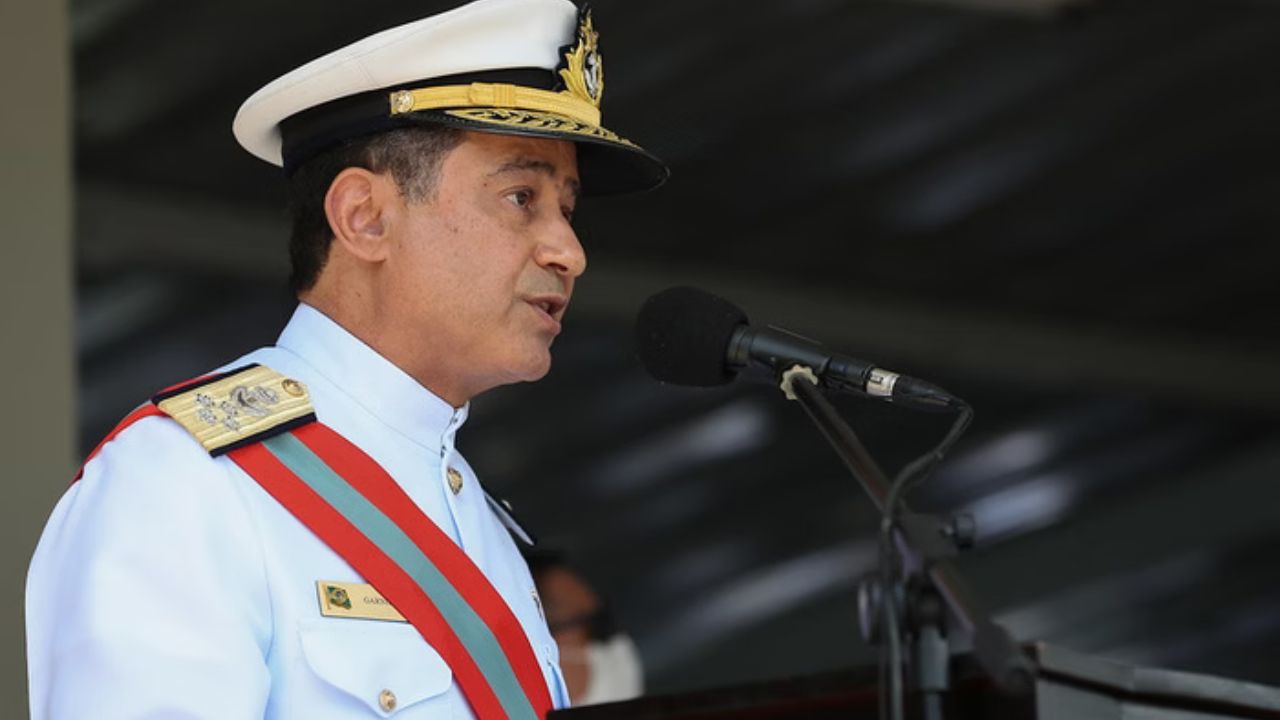 Marinha nega participação em plano golpista e afirma não ter mobilizado tanques