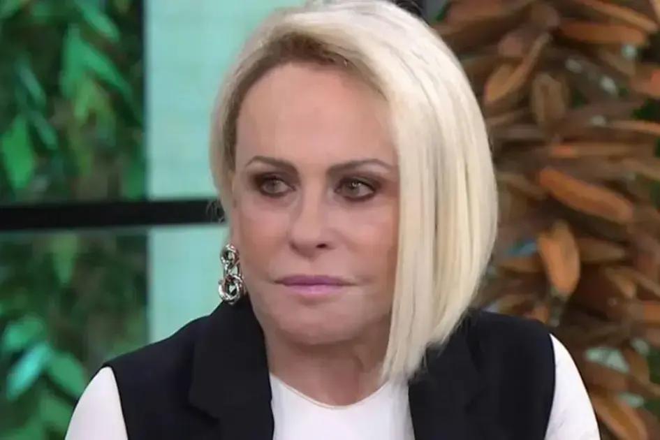 Ana Maria Braga toma mamadeira ao vivo e surpreende todos