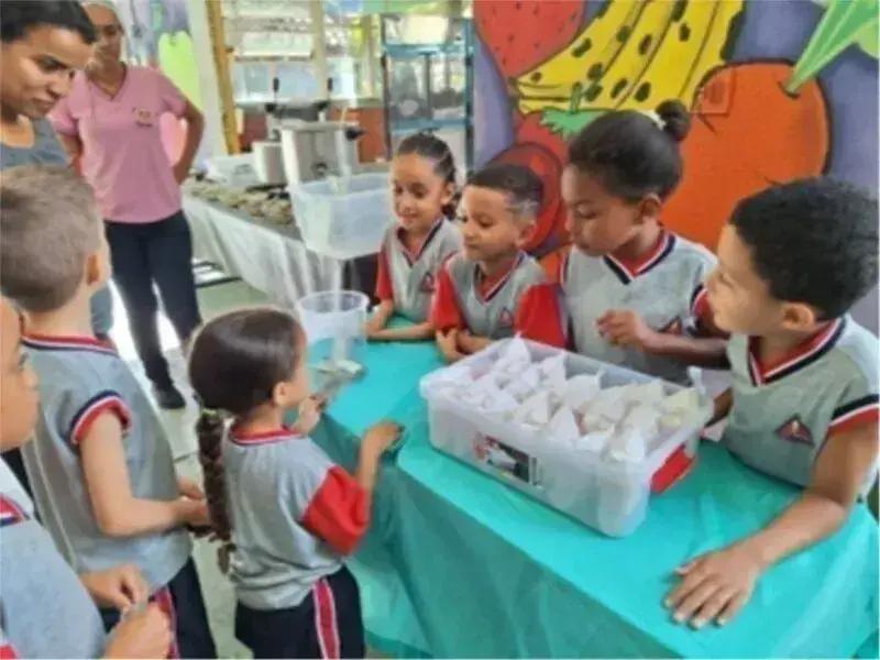 Hellen Cristina Nascimento: Educador Transformador premiada