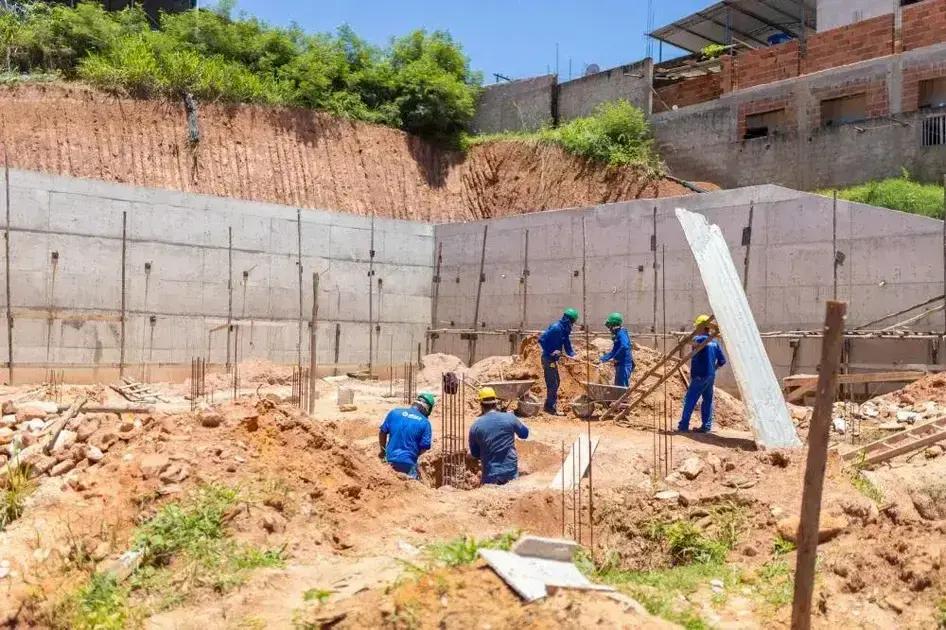 Prefeitura de Ipatinga avança na construção do CRAS no Limoeiro