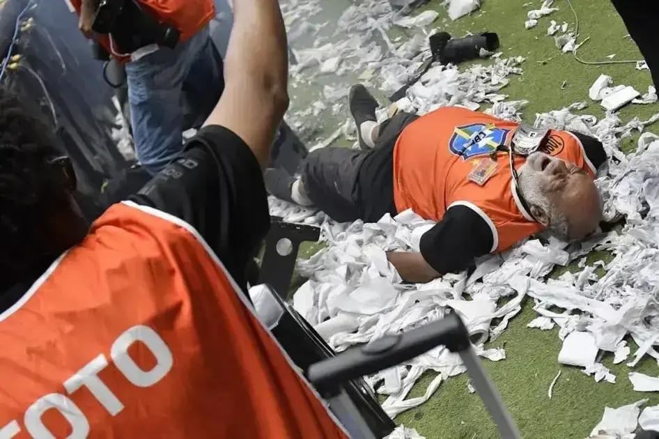Suspeito de ataque com bomba é preso após ferir jornalista