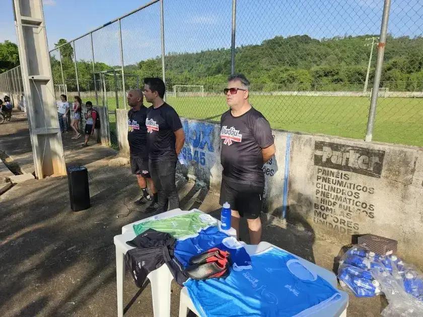 Ajudôu e Emalto entregam uniformes para o Projeto Cidade Olímpica