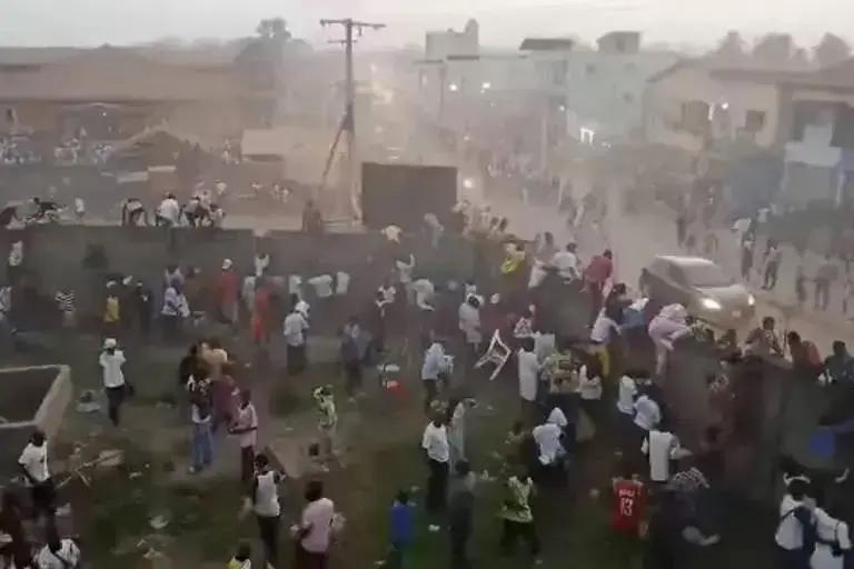 Briga em estádio de futebol: 56 mortos na Guiné