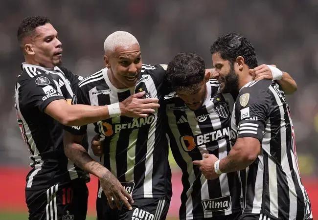 Tostão critica elenco do Atlético: qualidade em xeque