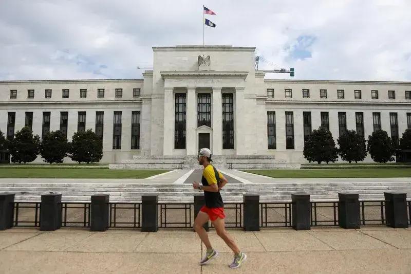 Barr renunciará antecipadamente ao cargo de regulador do Fed