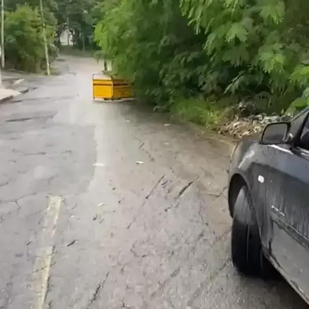 Buracos em Ipatinga: Morador questiona Copasa e recebe resposta
