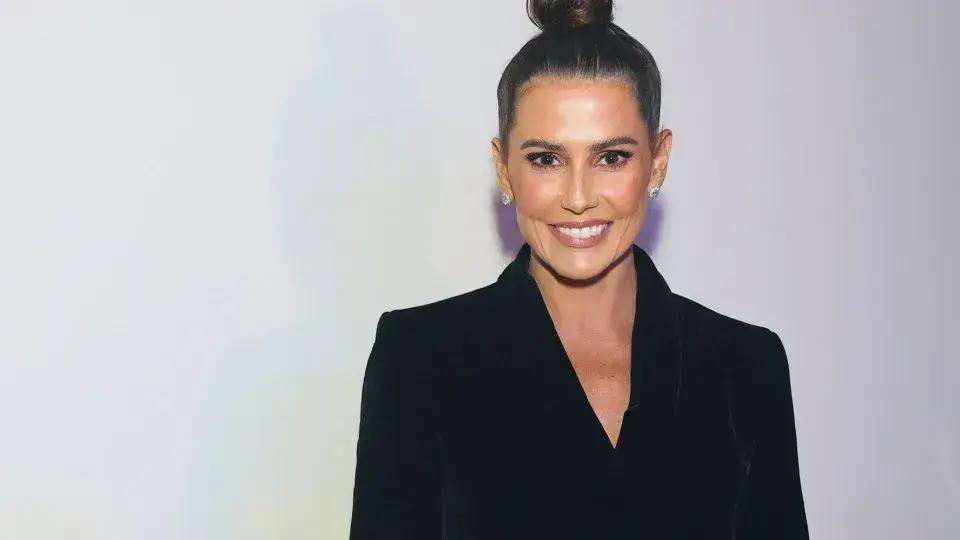 5 famosos que se arrependeram de plásticas e por quê
