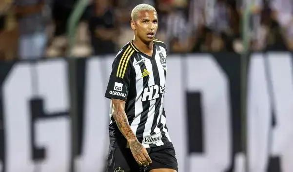 Deyverson relembra jogada de drible e se diverte em rede social