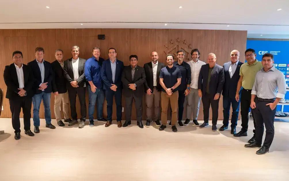 Reunião com a CBF reúne 12 clubes brasileiros em planejamento