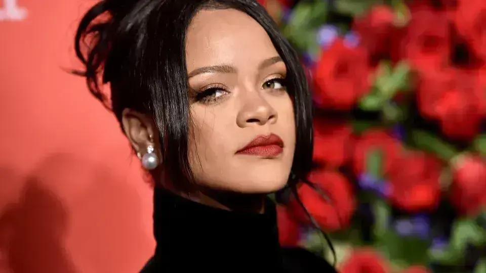 Rihanna: 37 anos de estilo inconfundível e hits memoráveis