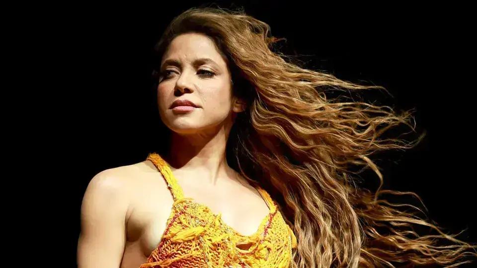Shakira é liberada do hospital e confirma show no Peru neste domingo