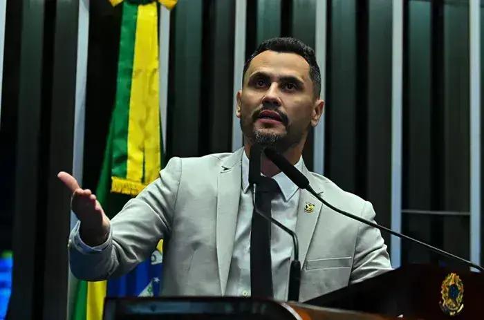 Cleitinho pede votação no Senado sobre anistia a manifestantes de 8 de janeiro
