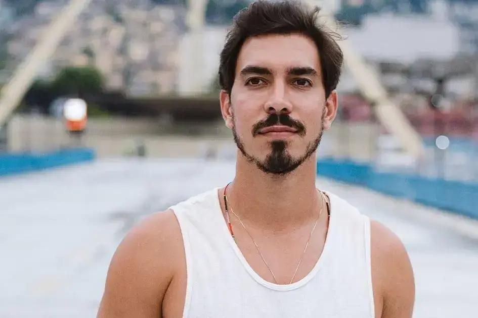 Gabriel David da Liesa comenta polêmica sobre vitória da Beija-Flor