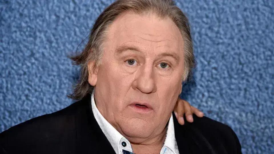 Gérard Depardieu nega abusos, mas admite 'linguajar sujo' no set de filmagens