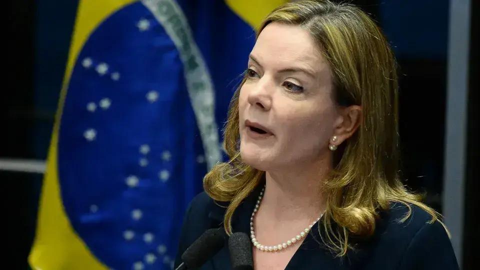 Gleisi Hoffmann reforça apoio a Haddad apesar de divergências