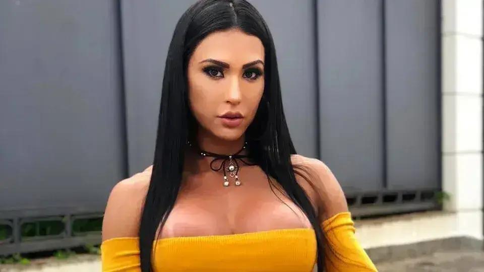 Gracyanne Barbosa aponta mentiras de Belo em documentário