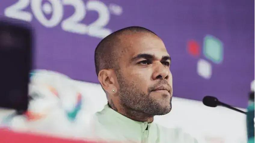 Justiça espanhola absolve Daniel Alves de acusação de agressão sexual