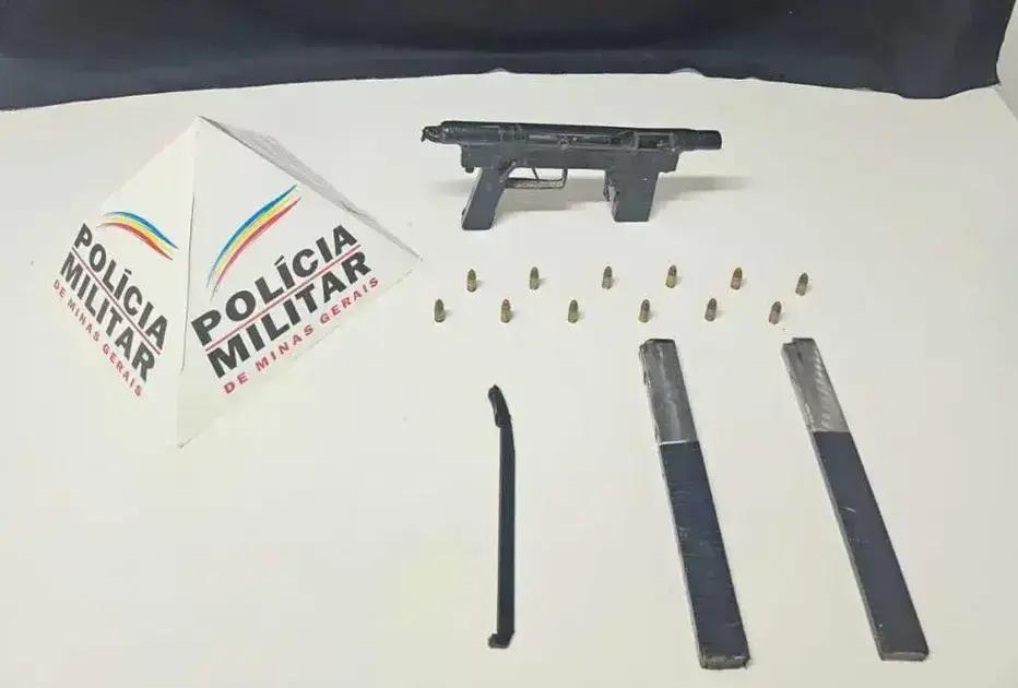 Polícia apreende submetralhadora em operação no bairro Macuco, Timóteo