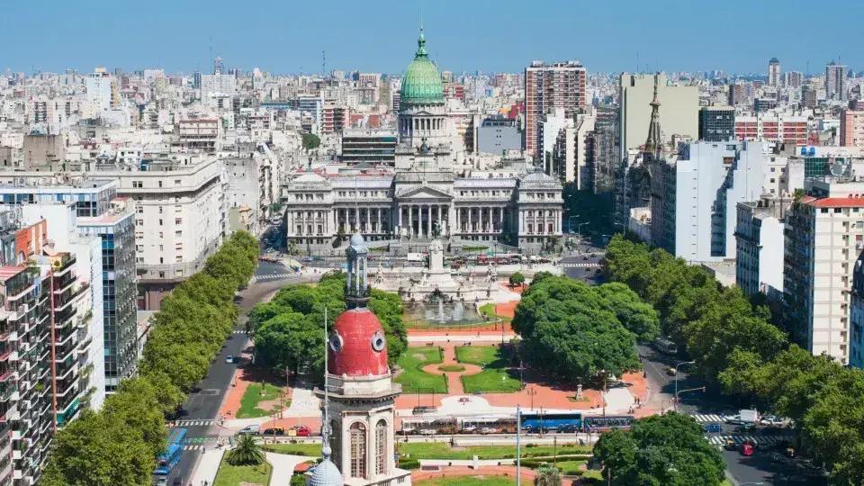 Queda do turismo brasileiro na Argentina é a maior desde a pandemia