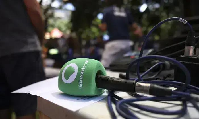 Rádio Nacional da Amazônia lança faixa internacional com programação em espanhol e inglês