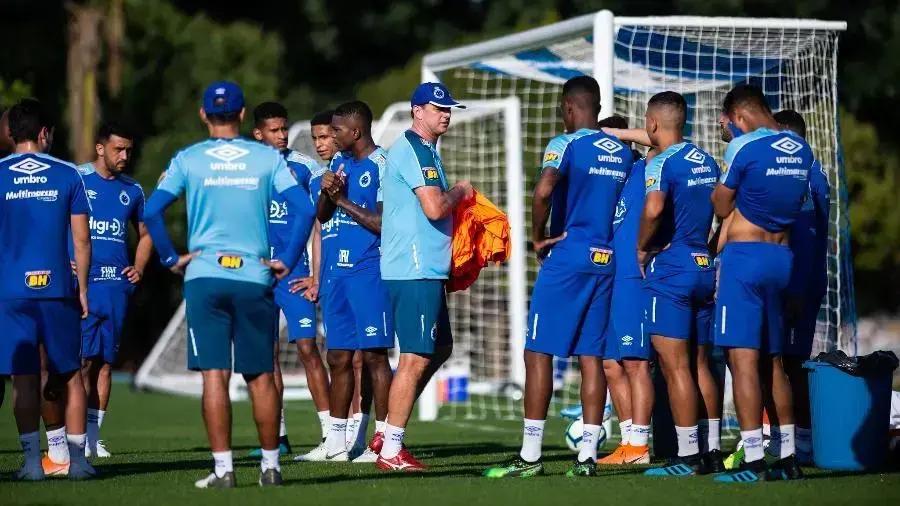 Rogério Ceni se pronuncia sobre possível convite para Seleção Brasileira