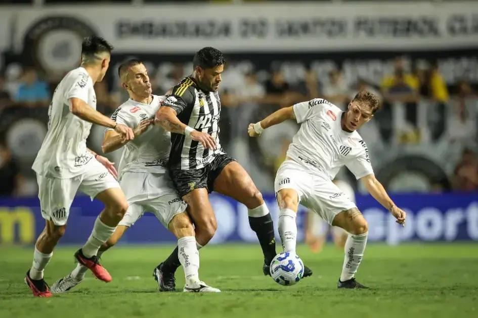 Atlético-MG é derrotado pelo Santos e amarga vice-lanterna do Brasileiro