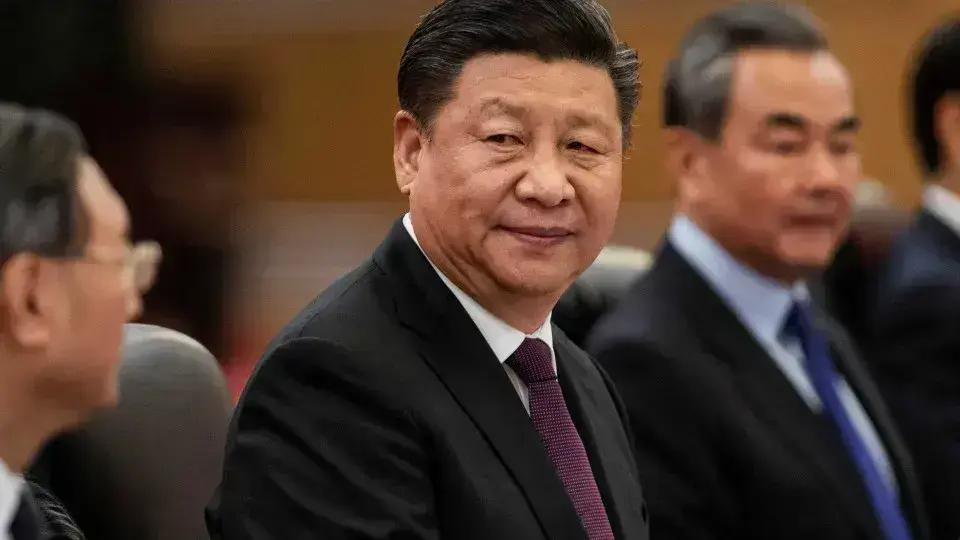 China desmente Trump sobre negociações de tarifas em meio a tensões comerciais
